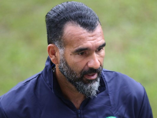 Robert Lima: 'Me hago responsable de la derrota porque regalamos el primer tiempo'