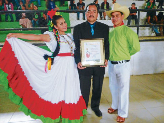 Derroche de folclore en 'Grandes de grandes”