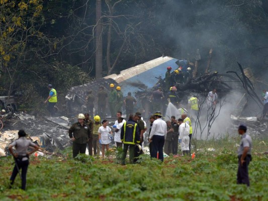Las primeras imágenes de la tragedia aérea en La Habana, Cuba