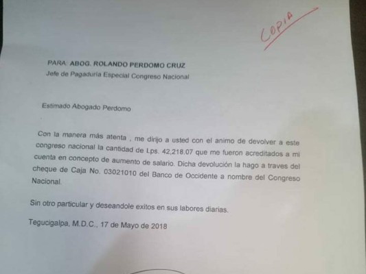 Solo seis diputados han devuelto el incremento salarial