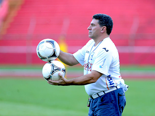 Honduras define su pase a la hexagonal hoy ante Canadá