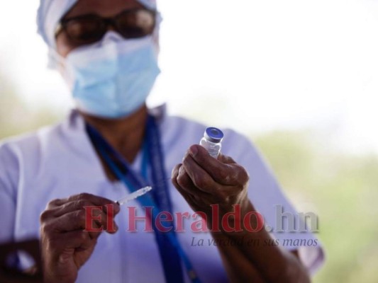 Vacunación en Honduras: ¿qué dice la ciencia sobre la inoculación combinada?