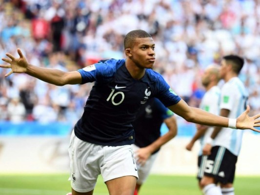 Kylian Mbappé se incorpora a los entrenamientos del París Saint-Germain&nbsp;&nbsp;
