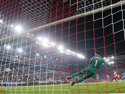 Tottenham se deja empatar 2 a 2 con Olympiakos en la Champions League