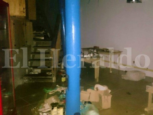 Honduras: Saquean discoteca de argentino capturado en Roatán