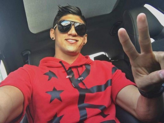 Una llamada salvó la vida de jugador mexicano Alan Pulido