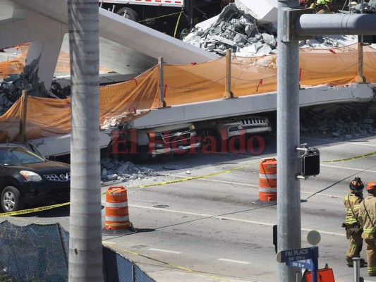 Puente peatonal se desploma en Miami; hay varios muertos y heridos