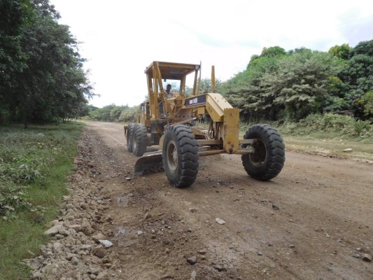 625 millones de lempiras invierten en la reconstrucción de carreteras