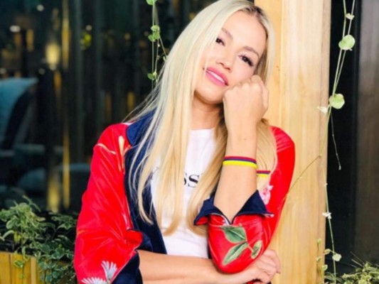 Graciosa caída de Fanny Lu en 'La Voz Kids' se vuelve viral