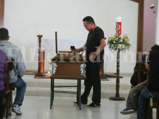 Velan restos de uno de los aficionados de Motagua fallecido en la tragedia del portón 11 del estadio Nacional