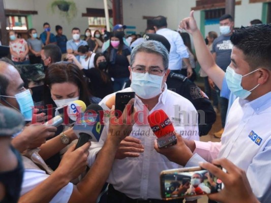Hasta Gracias, Lempira, se trasladó Juan Orlando Hernández para votar (FOTOS)
