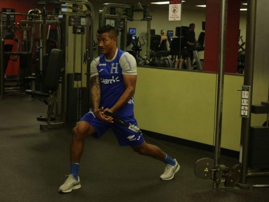 La Selección de Honduras hizo trabajo regenerativo y preventivo en gimnasio de Nueva Jersey previo al amistoso ante Ecuador