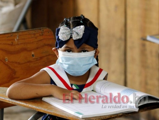 Más de 16 mil estudiantes de la capital no se matricularon en clases