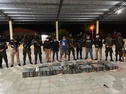 A La Tolva capturados con 395 kilos de cocaína en La Ceiba