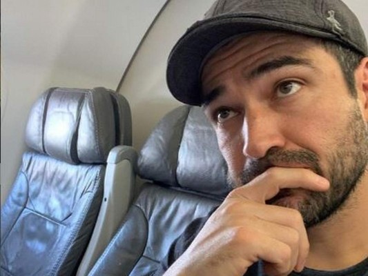 Alfonso Herrera 'coquetea' con Susana Distancia en Twitter