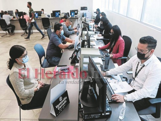 Descartan subir los impuestos, pero revisarán exoneraciones