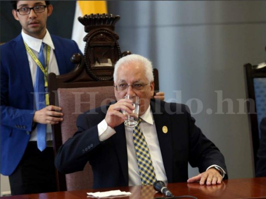 Comisión se reunirá con rector interino de la UNAH