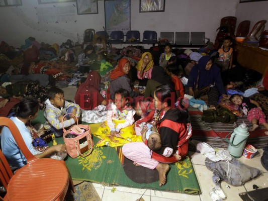 Fotos de la devastación que dejó el tsunami en Indonesia