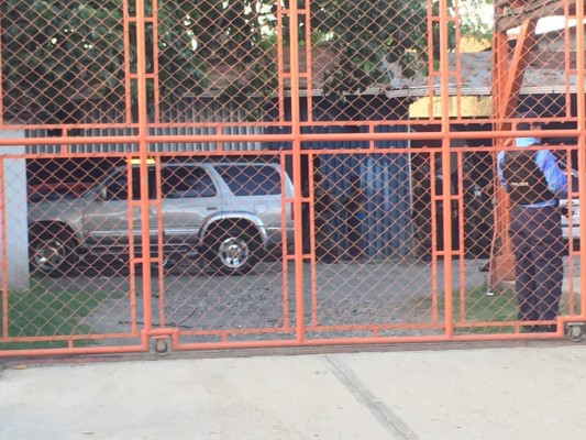 Hallan camioneta que habrían usado en crimen de conductor y ayudante en SPS; hay una persona detenida