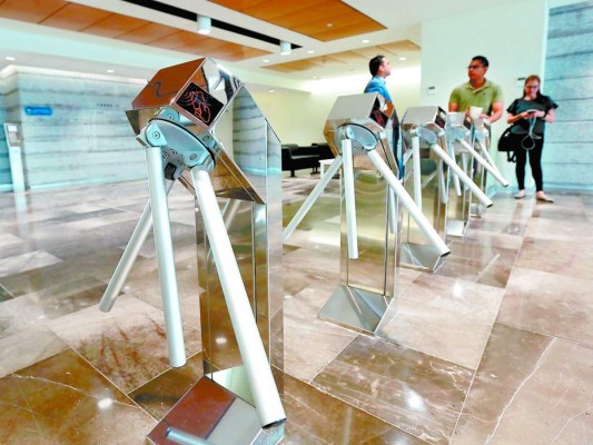 Burócratas estarán bien controlados en oficinas del CCG