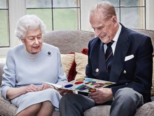 Infidelidad y desprecio: los 73 años de matrimonio de la reina Isabel ll y el príncipe Felipe  