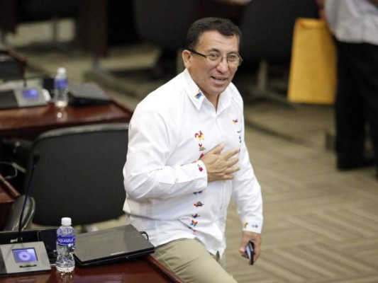 Capturan a Bartolo Fuentes en Guatemala, uno de los líderes de la caravana de migrantes hondureños