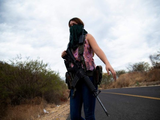 En México, las mujeres toman las armas para defenderse (Fotos)  