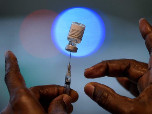 El 81% de la población será vacunada contra el covid, asegura diputada