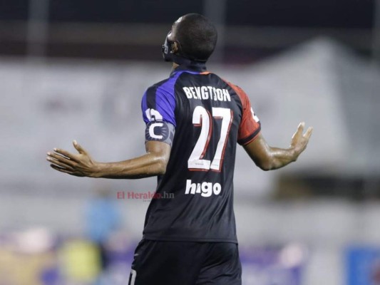 Olimpia golea 4-1 al Platense y enfrentará a Marathón en repechaje