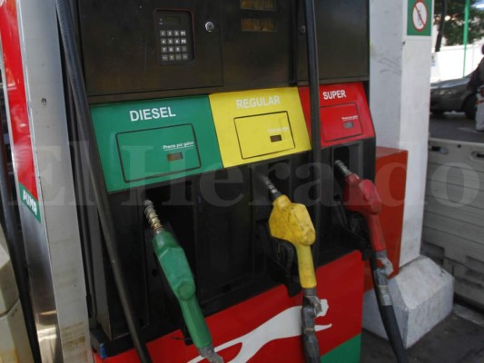 Demanda regional de petróleo en el 2016 crecería solo un dos por ciento