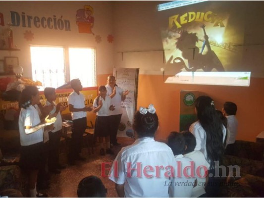 Niños de Escuelas Amigables ya saben cómo clasificar los desechos