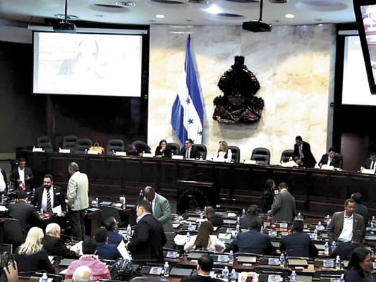 Aprobarán esta semana compra directa del Registro Nacional de las Personas