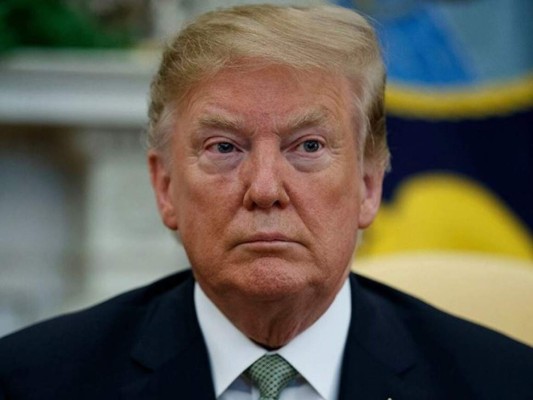 La supuesta llamada difundida el jueves pasado incrimina directamente al presidente Donald Trump. Foto: AP