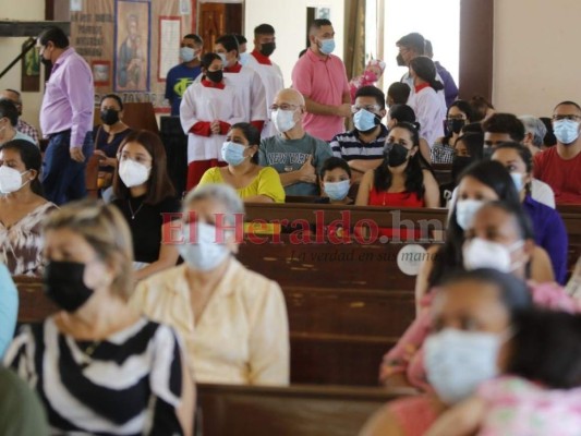 Circulación por dígitos y la suspensión de Semana Santa entre posibles medidas ante casos de covid (Fotos)