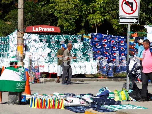 Decomisan pólvora a aficionados previo a la final Platense-Motagua en Puerto Cortés