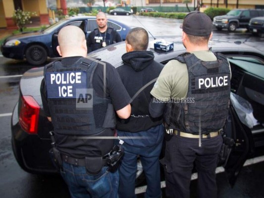 Lo que sabemos sobre las redadas masivas que planea EE UU contra migrantes