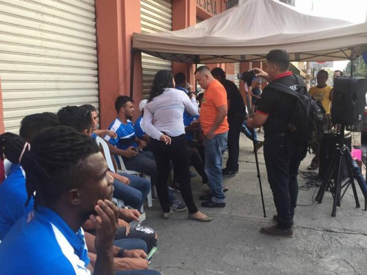 Honduras de El Progreso sorprende y suma a Erlin Carranza a su campaña para la final