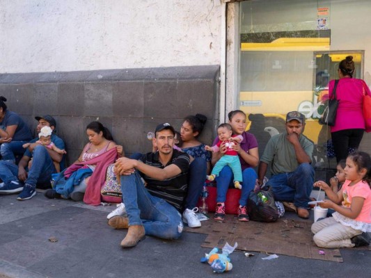 427 mil catrachos han sido detenidos en frontera de Estados Unidos