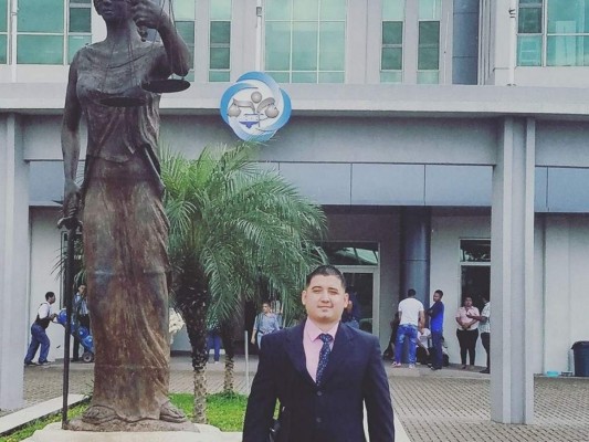 Asesinan a un abogado en su propio bufete en la ciudad de Tela