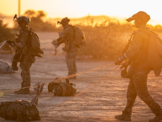 Muere soldado en Arizona durante ejercicio de paracaidismo&nbsp;&nbsp;