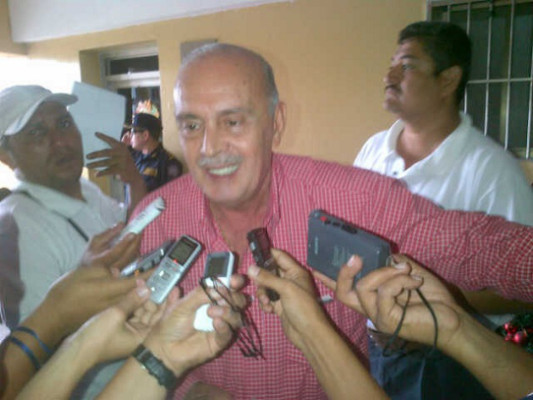Por irrespetuoso detienen a dirigente liberal y deportivo Jorge 'Cocoy' Abudoj