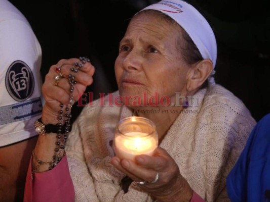 Con devoción y alegría, feligreses empiezan a llegar a la Basílica de Suyapa
