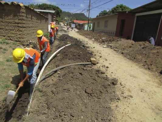 Ejecutan millonario proyecto de agua y saneamiento en oriente