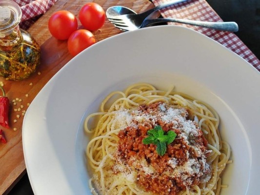 Normalizar dolores, consumir limón y evitar el gluten: 15 mitos comunes sobre la alimentación saludable