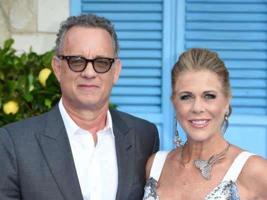 Tom Hanks, aislado por coronavirus, llama a seguir recomendaciones