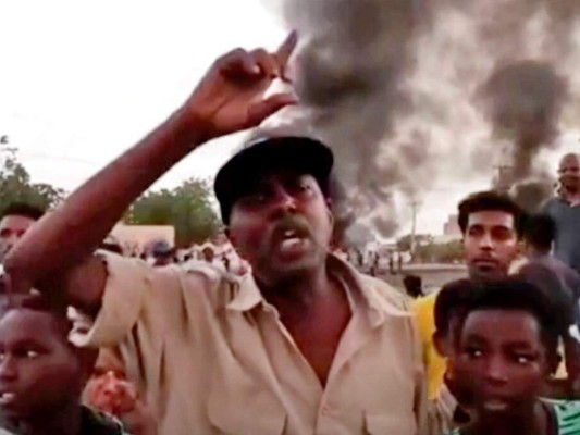 Ejército de Sudán toma control del país en golpe de Estado