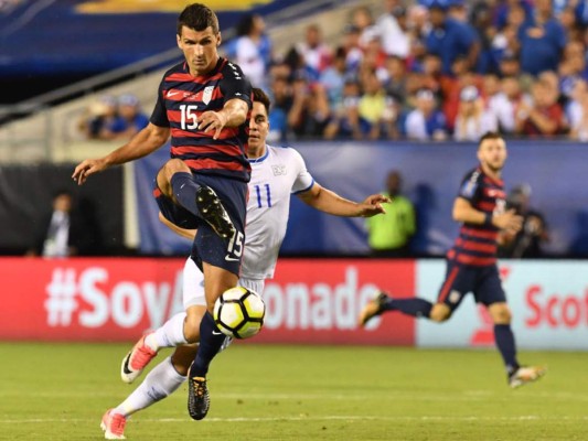 EEUU vence 2-0 a El Salvador y enfrentará a Costa Rica en semifinal de la Copa Oro
