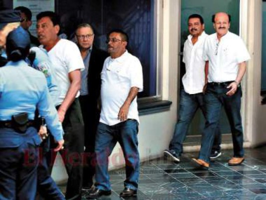 Los rostros de los exfuncionarios de IHSS absueltos de delitos (FOTOS)