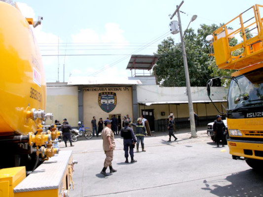 Terror en el centro penal de San Pedro Sula: 13 reos muertos