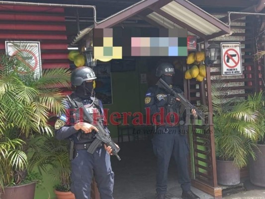 Allanan varios restaurantes tras denuncia de explotación laboral en la capital